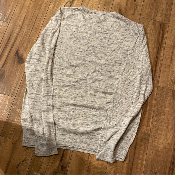 ⭐️Classic J. Crew Crewneck⭐️ - Picture 3 of 4